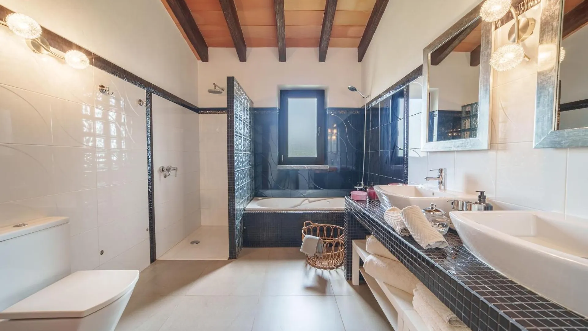 Holiday Home Can Benet By Interhome ارتا 0*,  إسبانيا